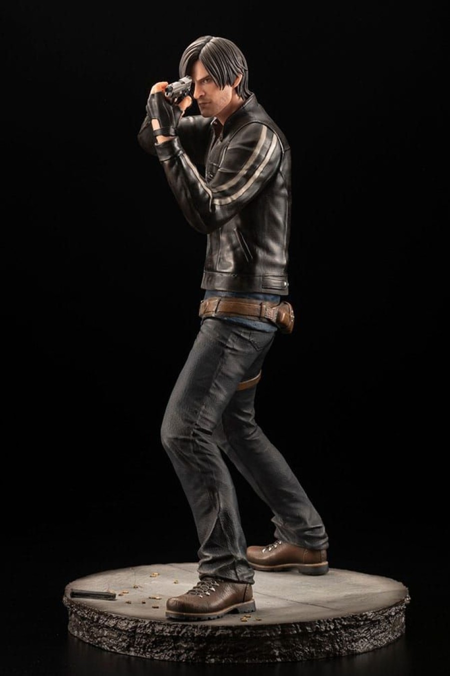 Anime Figures & Merch Kotobukiya 1/6 Scale | Resident Evil: Vendetta Leon S. Kennedy 1/6 Statue 29 Cm [Kotobukiya] - Otakuhype|Resident Evil: Vendetta Leon S. Kennedy 1/6 Statue 29 Cm [Kotobukiya]