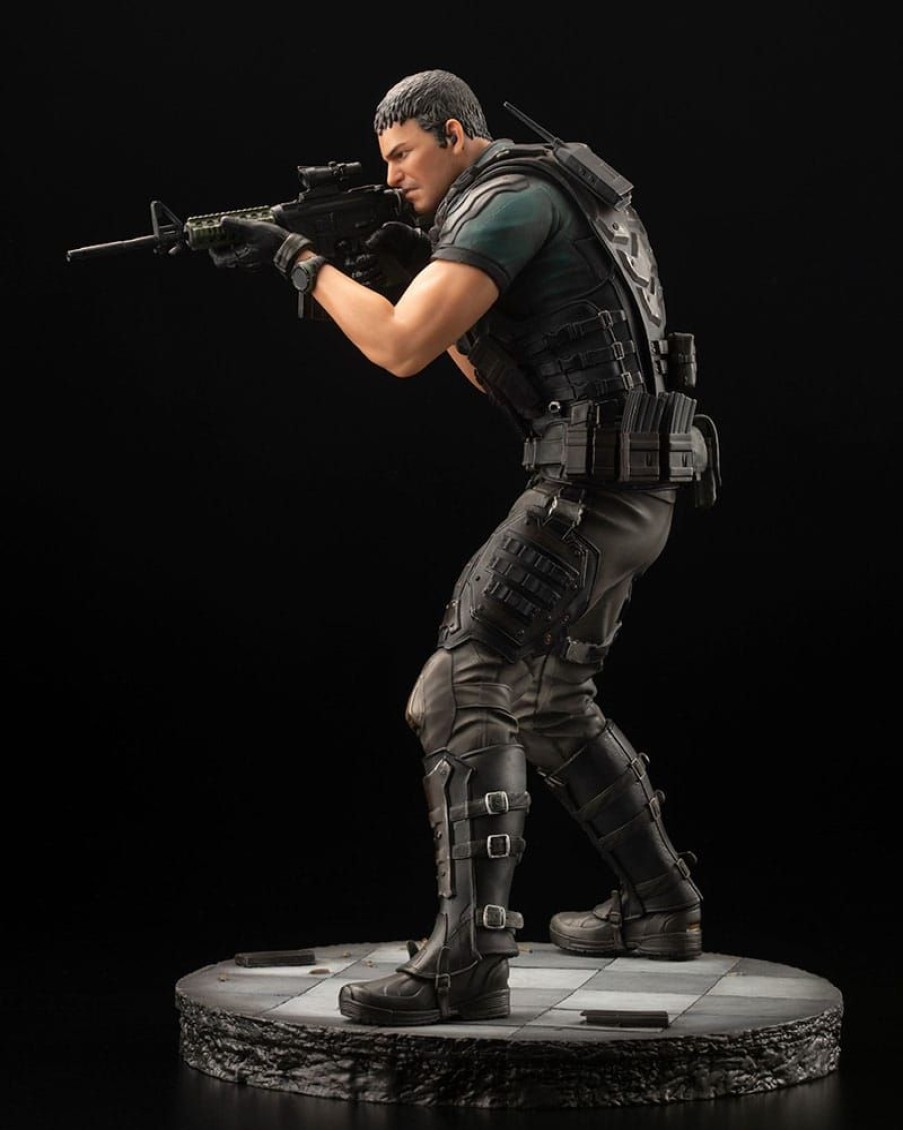 Anime Figures & Merch Kotobukiya 1/6 Scale | Resident Evil: Vendetta Chris Redfield 1/6 Statue 28 Cm [Kotobukiya] - Otakuhype|Resident Evil: Vendetta Chris Redfield 1/6 Statue 28 Cm [Kotobukiya]